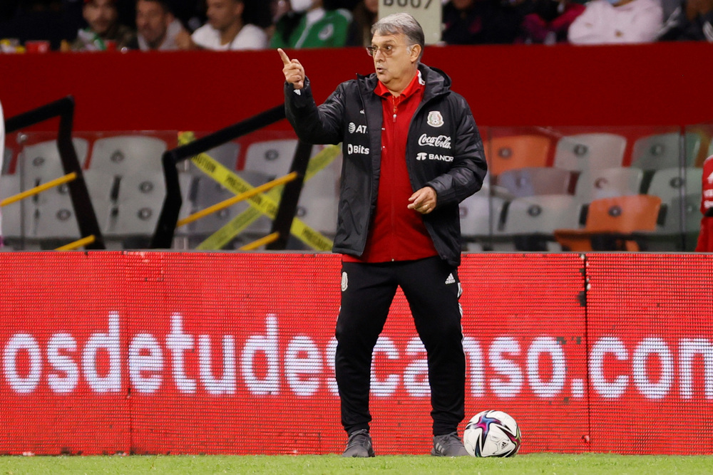 Martino, tajante con ‘Chicharito’: “No está porque el entrenador no le eligió”