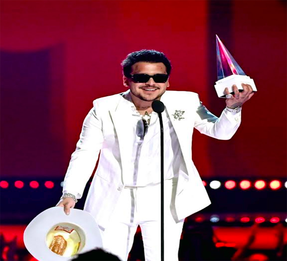 Karol G, Bad Bunny y Christian Nodal los grandes ganadores de Latin AMAs