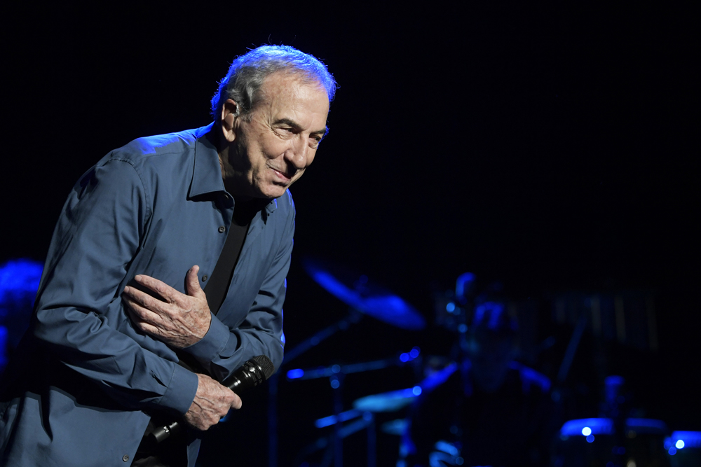 Perales se despide sin adornos