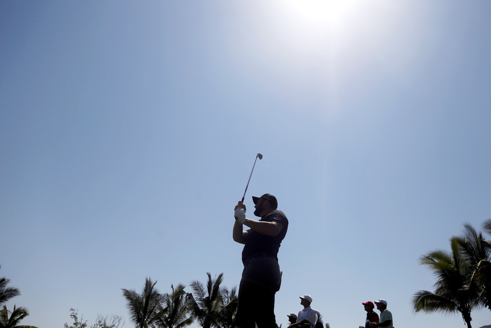 El español Jon Rahm lidera el Abierto Mexicano después de una jornada