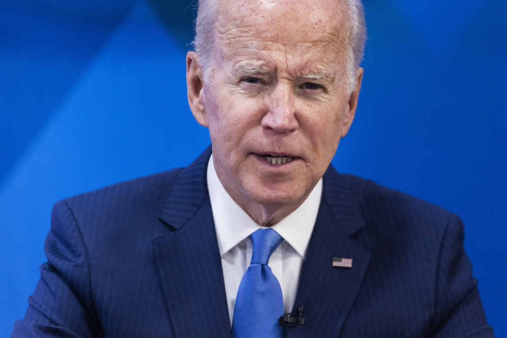 El Congreso de EEUU da poderes a Biden para prestar más armamento a Ucrania