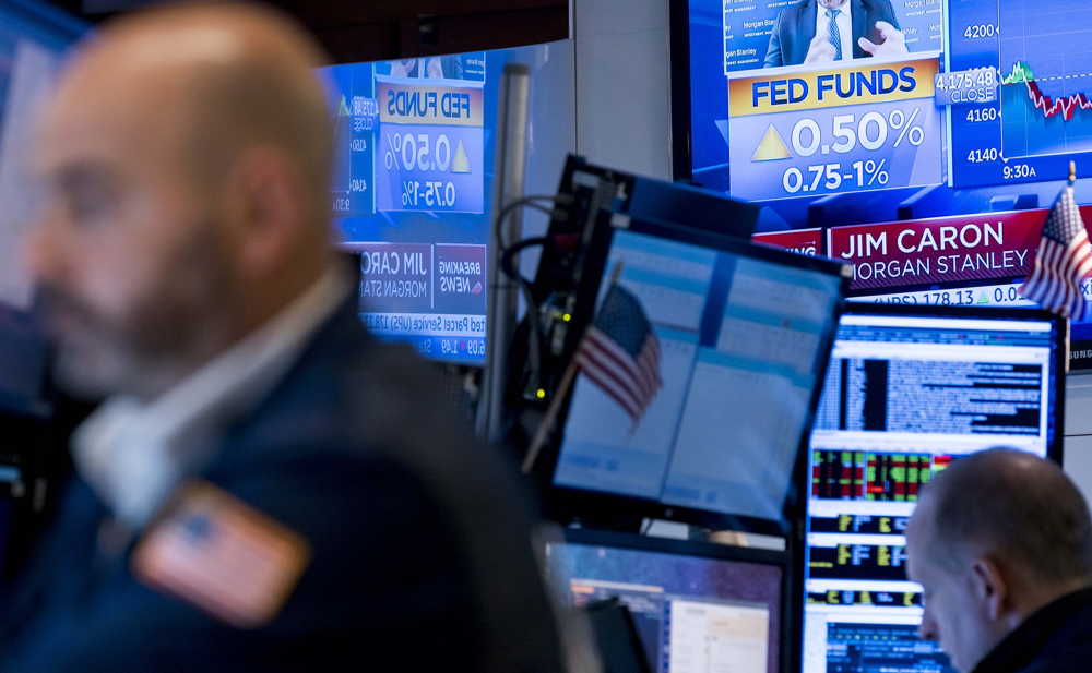 Wall Street se desploma,  Dow Jones baja un 3,12 % y Nasdaq pierde un 4,99 %