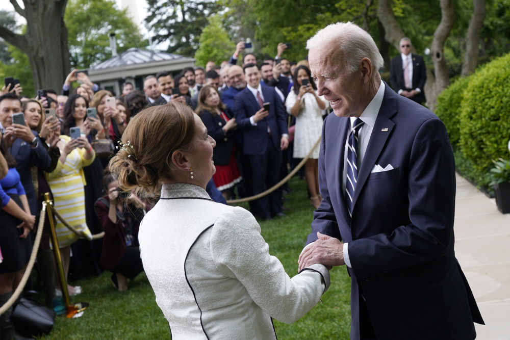 Biden celebra el Cinco de Mayo con la esposa de AMLO como invitada de honor