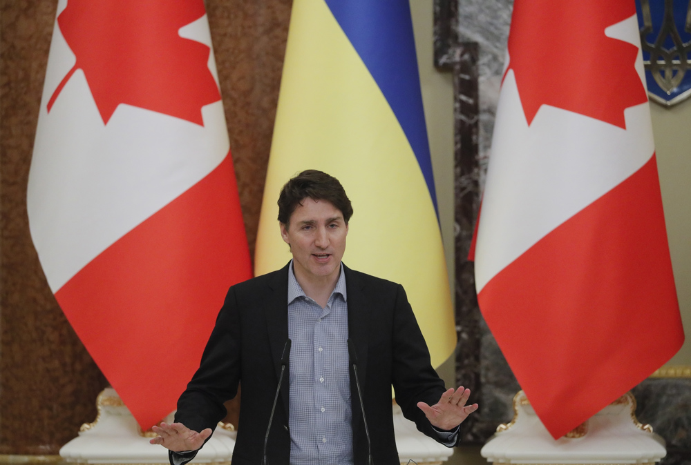 Trudeau dice que el papa necesita disculparse por los abusos a indígenas