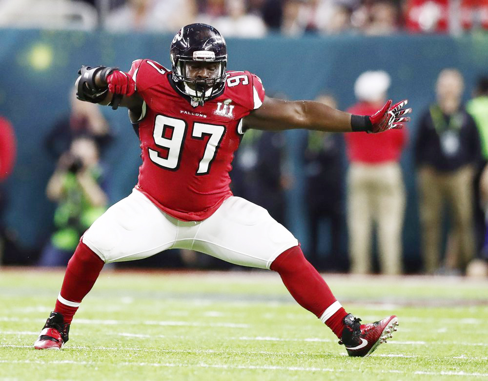 Los Atlanta Falcons amplían por tres años el contrato a Grady Jarrett