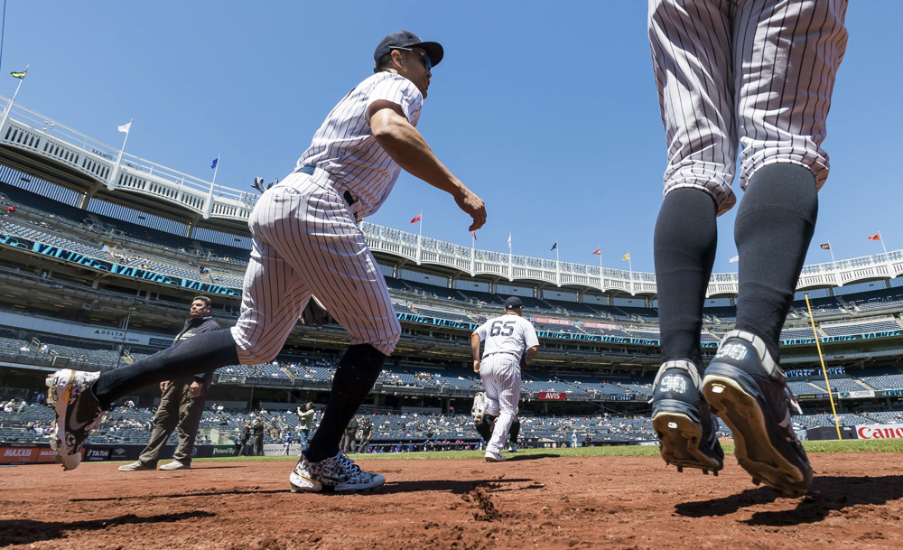 Stanton y Álvarez marcan la diferencia con sus demoledores bates
