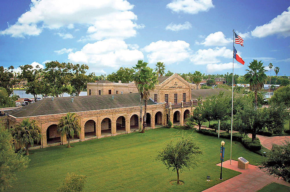 TSC CARES continúa con el apoyo financiero para estudiantes