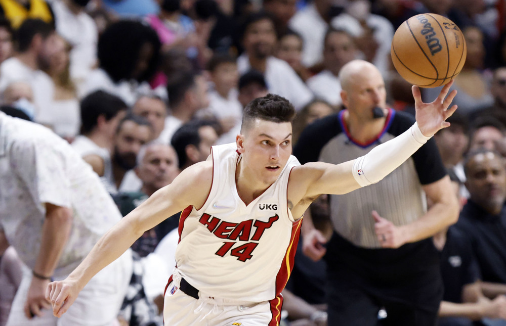 Tyler Herro, sexto hombre del año en la NBA