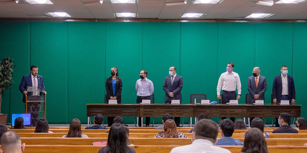 Inaugura Rector de la UAT cursos en Comercio Exterior