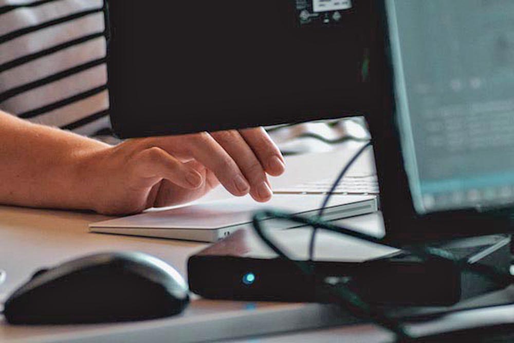 Riesgos de ciberataques aumentan por incremento de identidades digitales