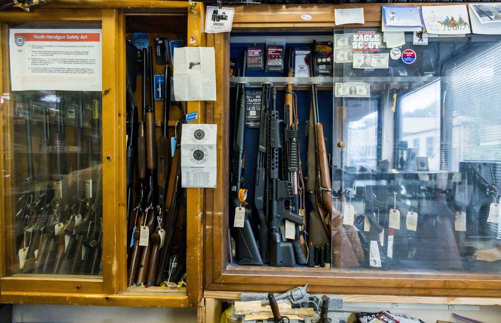 Nueva York denuncia a las grandes minoristas de armas de Estados Unidos