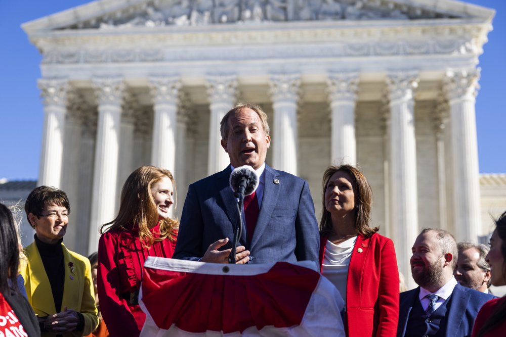 Fiscal general de Texas dice que aborto ya es ilegal y declara día de fiesta