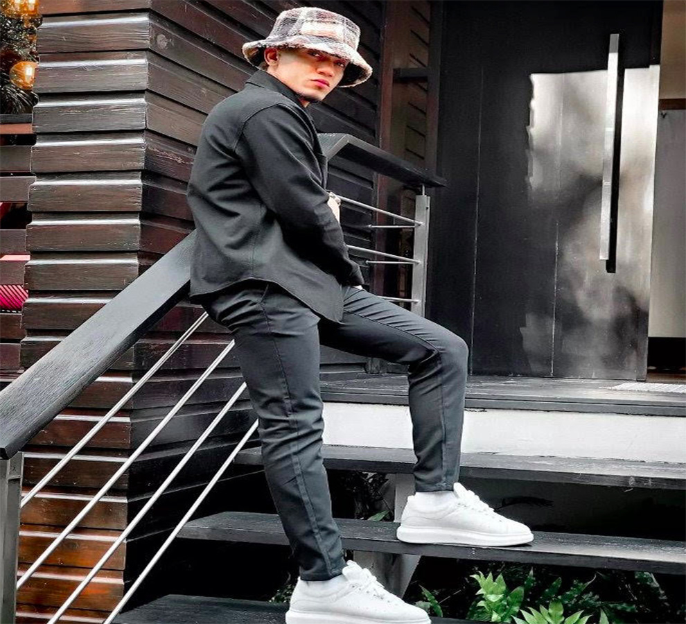  Atomic Otro Way logra 100 M de visitas con “Té De Campana”