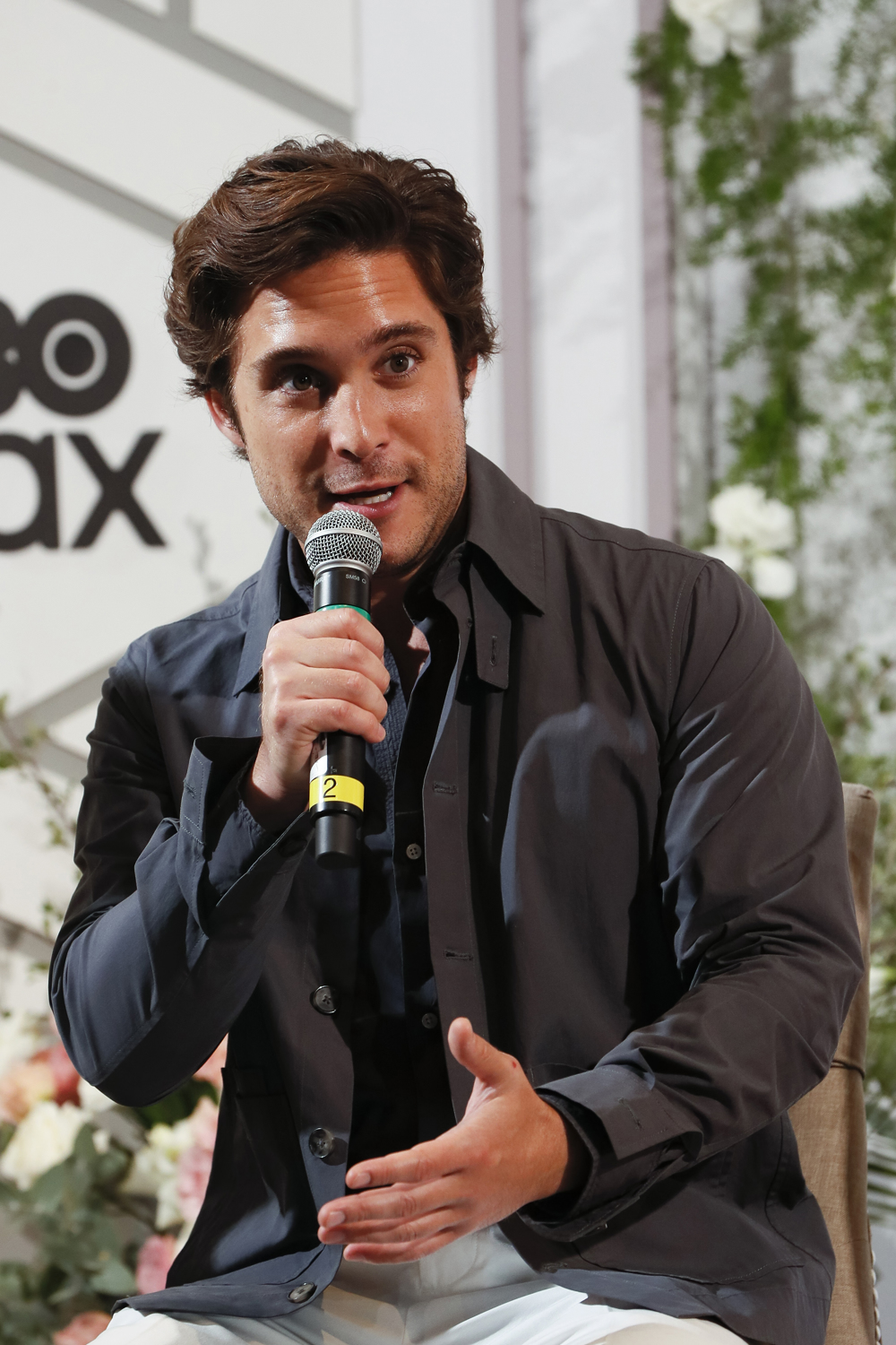 Diego Boneta desafía lo “latino” y “masculino” en “El padre de la novia”