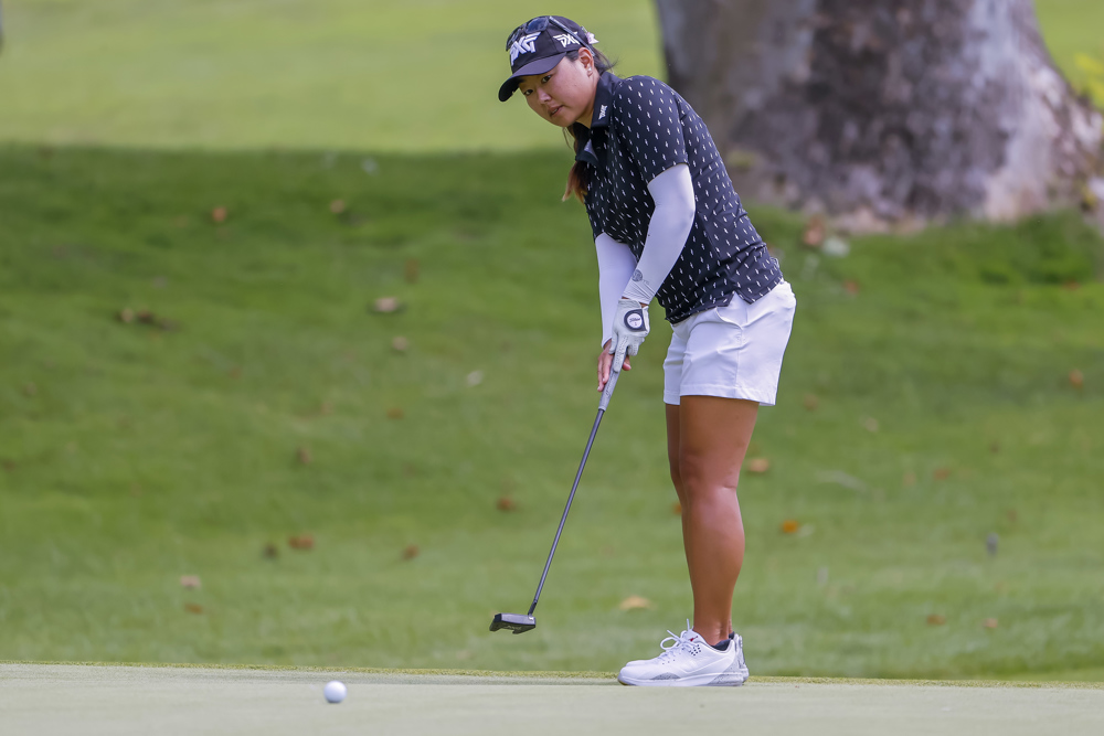 La estadounidense Mina Harigae, líder tras la primera jornada