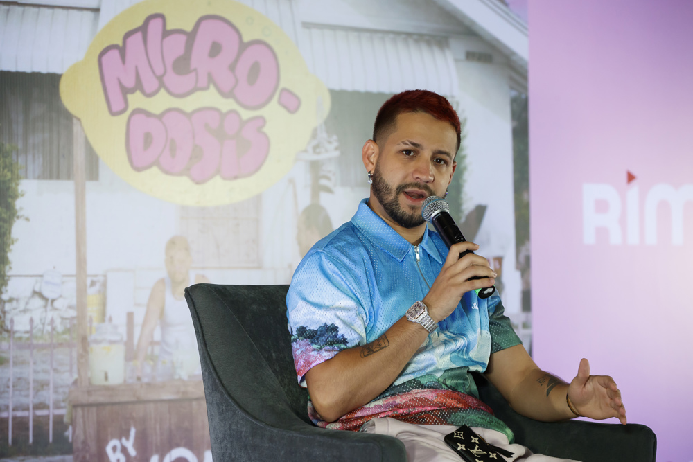 Mora perfila el futuro del reguetón en su música sin perder la esencia