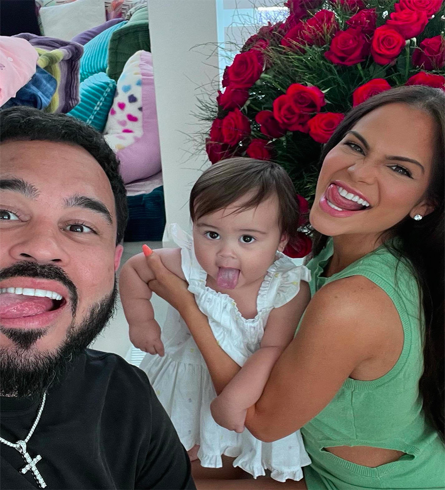  Natti Natasha tiene una cita todas las noches con Raphy Pina