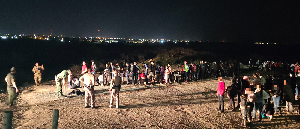 Siguen llegando grandes grupos de indocumentados al Valle de Texas