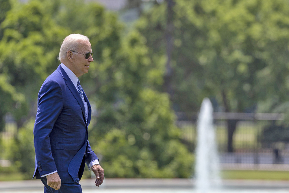 Biden envía 1,5 millones de dólares a las escuelas de Uvalde tras el tiroteo