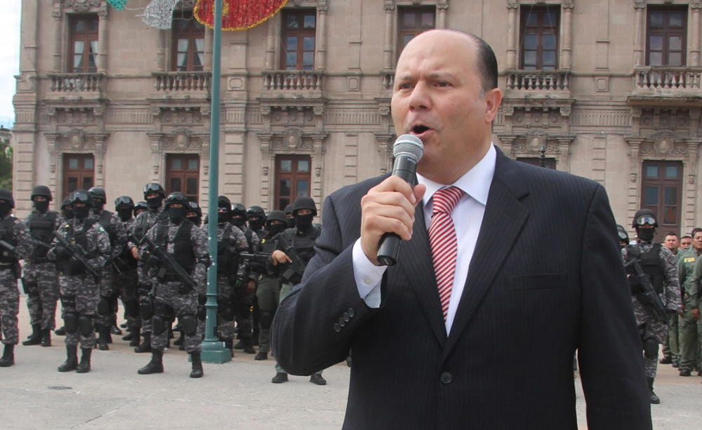 Exgobernador de Chihuahua es entregado a México por Estados Unidos