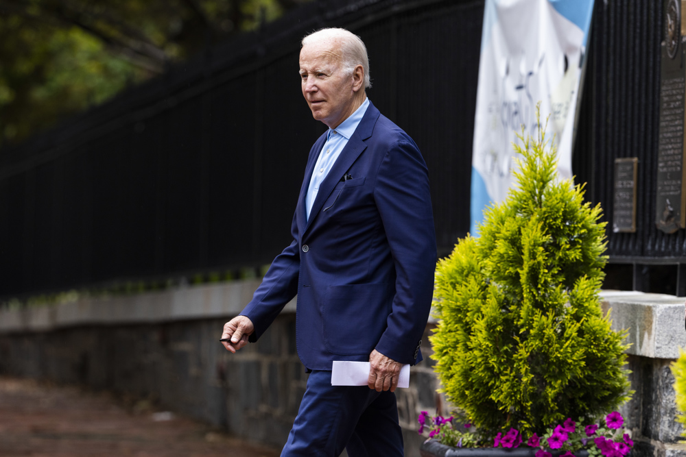 Biden ha mejorado tras responder bien al tratamiento contra la covid