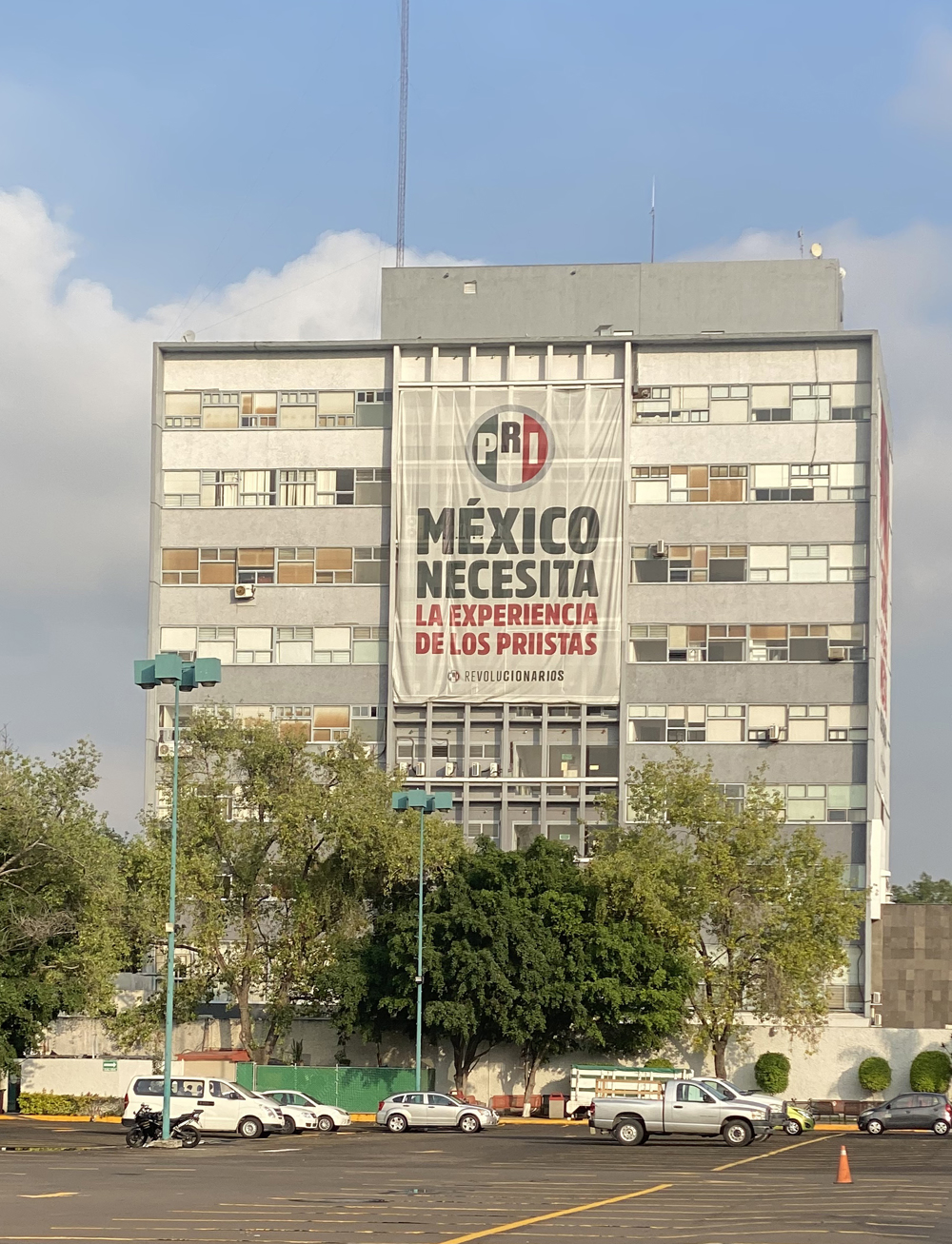 El PRI cumple 25 años sin hegemonía en México y lucha por sobrevivir