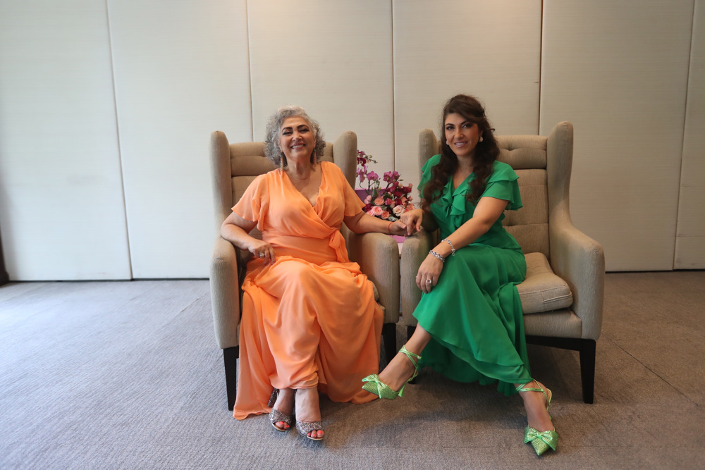 La argentina Amanda Miguel dice que jamás pensó que se quedaría viuda