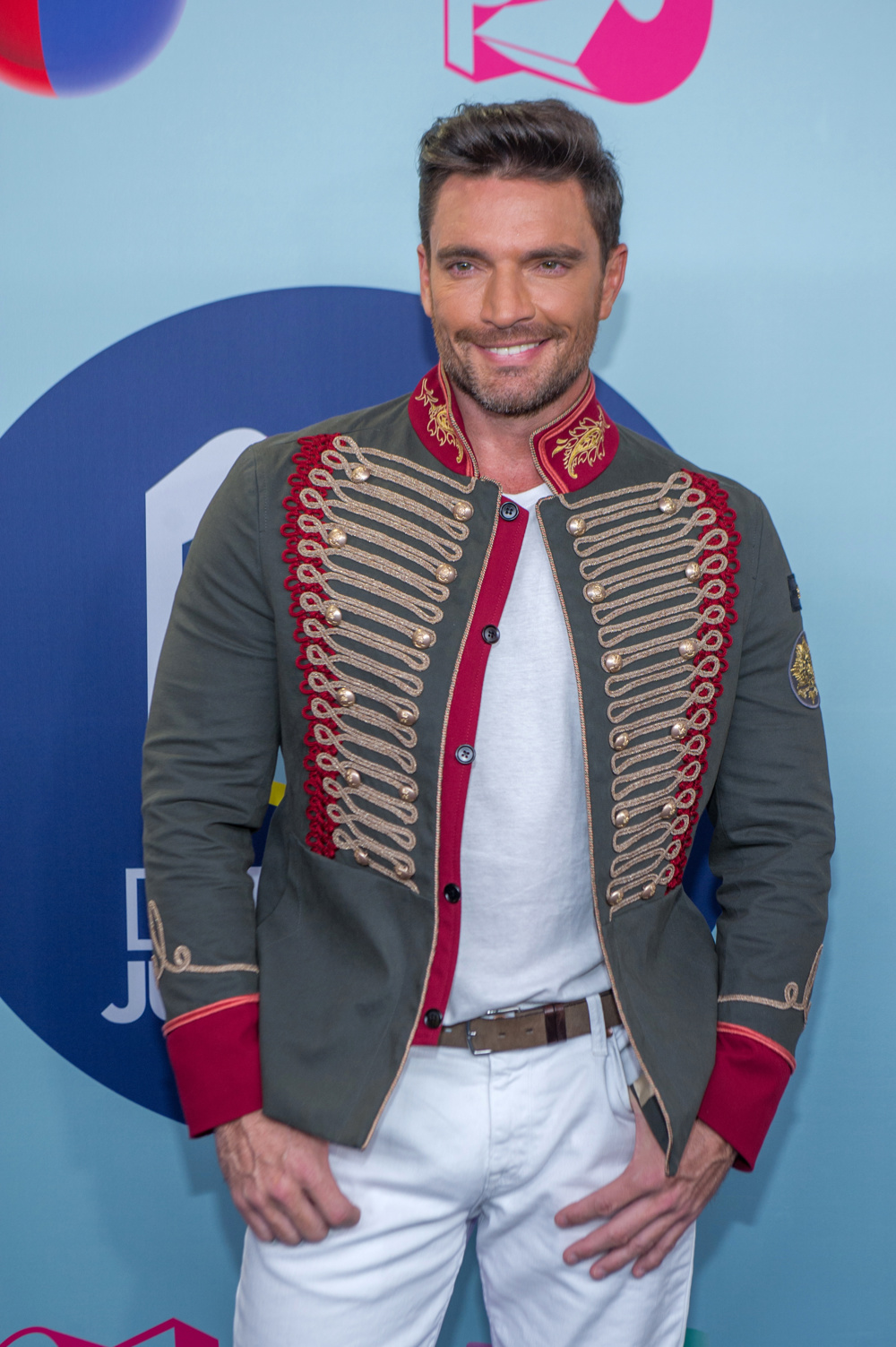 Julián Gil animará un nuevo programa de entretenimiento en TelevisaUnivision