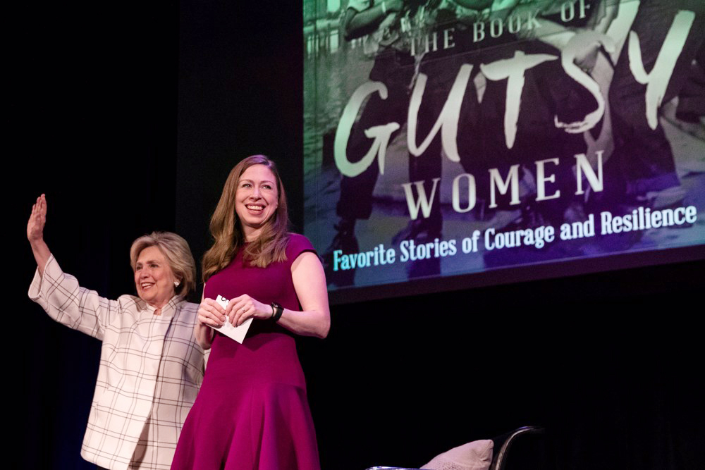 Hillary y Chelsea Clinton presentarán “Gutsy” en el festival de Toronto