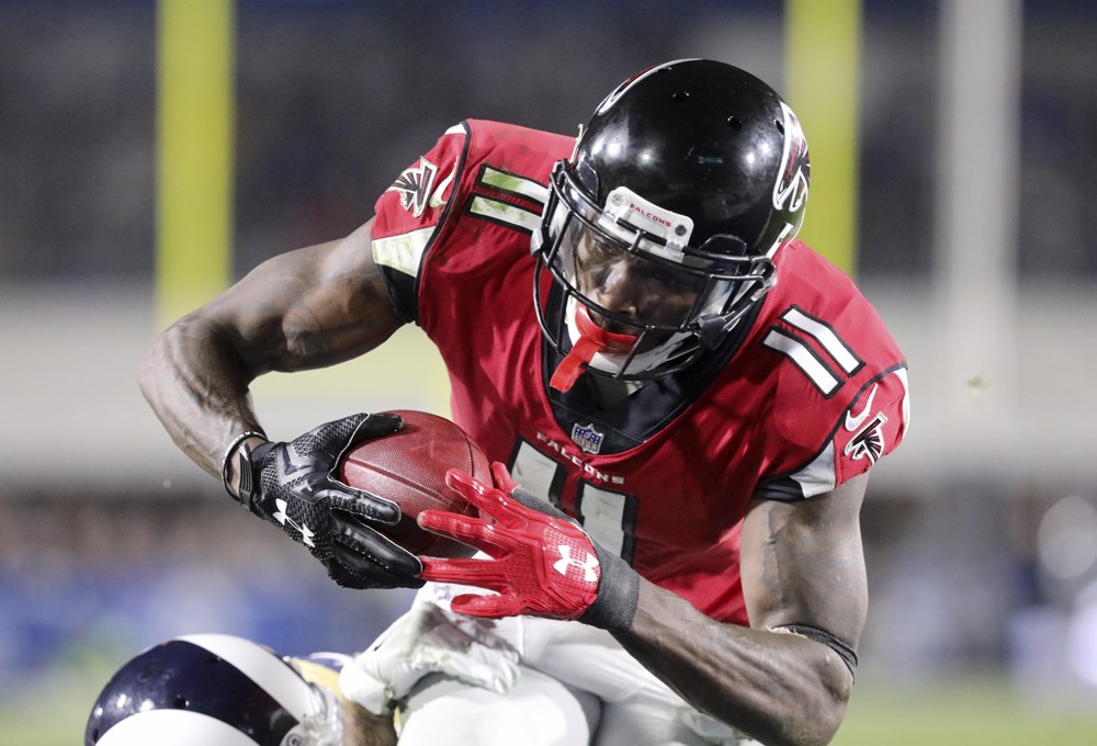 Julio Jones dice que jugar con Tom Brady lo motivó a llegar a los Buccaneers