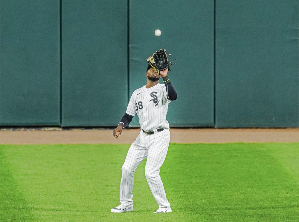 Grand slam de Robert y dominio de Cueto dan triunfo a Medias Blancas