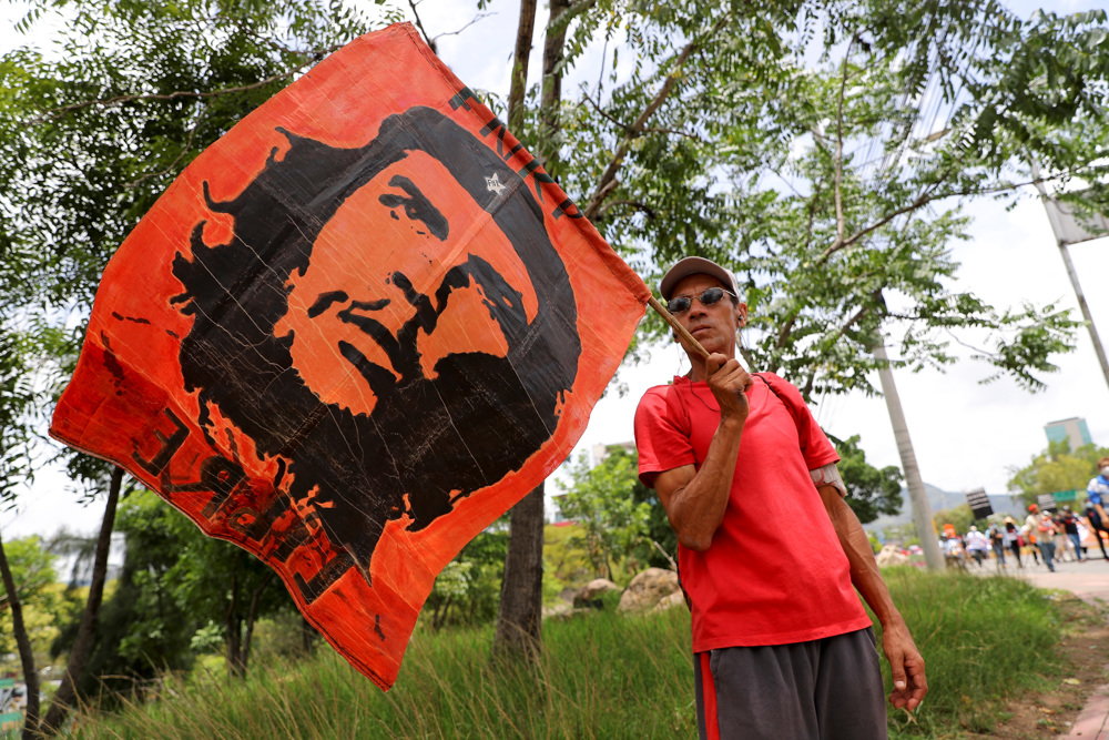 “Lo único llevado a Cuba son las manos” del Che, afirma quien lo capturó