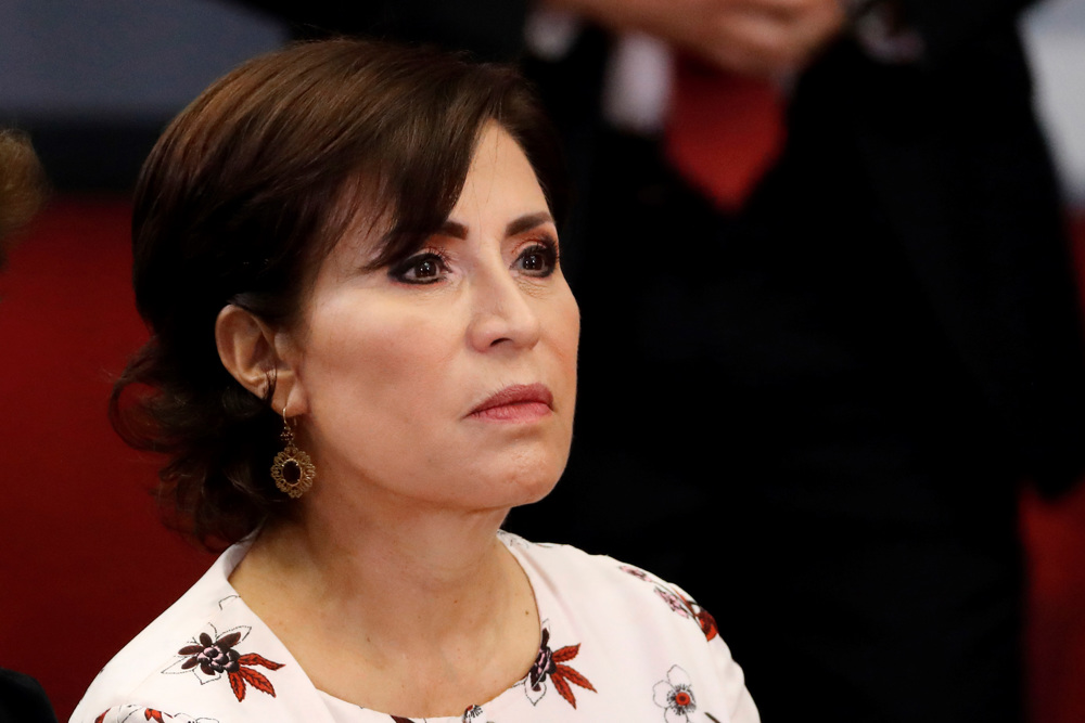 Rosario Robles, acusada de desvío de dinero en México, sale de prisión