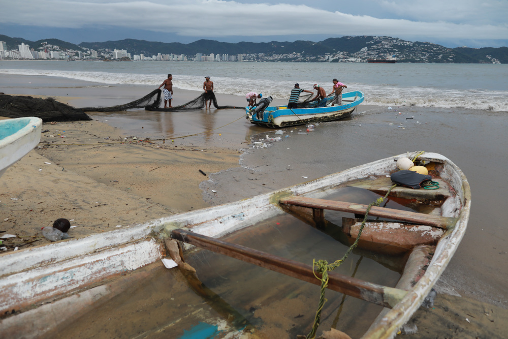 Alertan de posible depresión tropical en el suroeste del Golfo de México