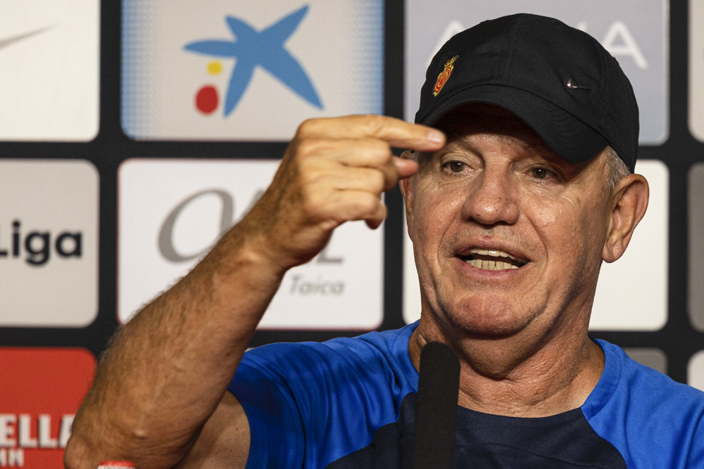 Aguirre anuncia dos fichajes y dice que el Rayo será un rival “complicado”