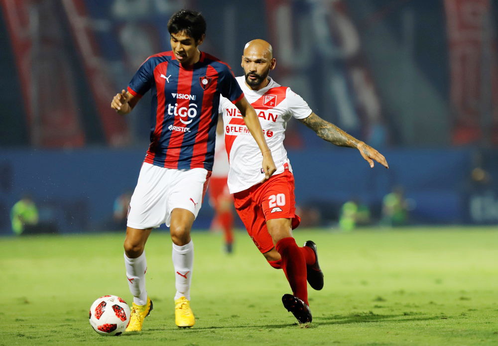 El defensa Alexis Duarte es baja de Paraguay para el amistoso ante México
