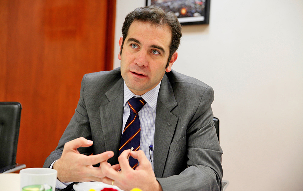 México reconoce “deuda” con sus ciudadanos en el exterior