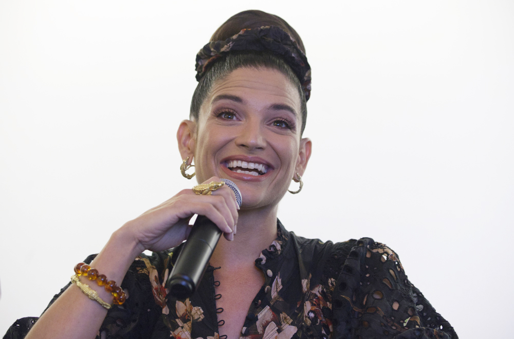 Natalia Jiménez hará “una recapitulación” de su carrera en gira con sorpresas