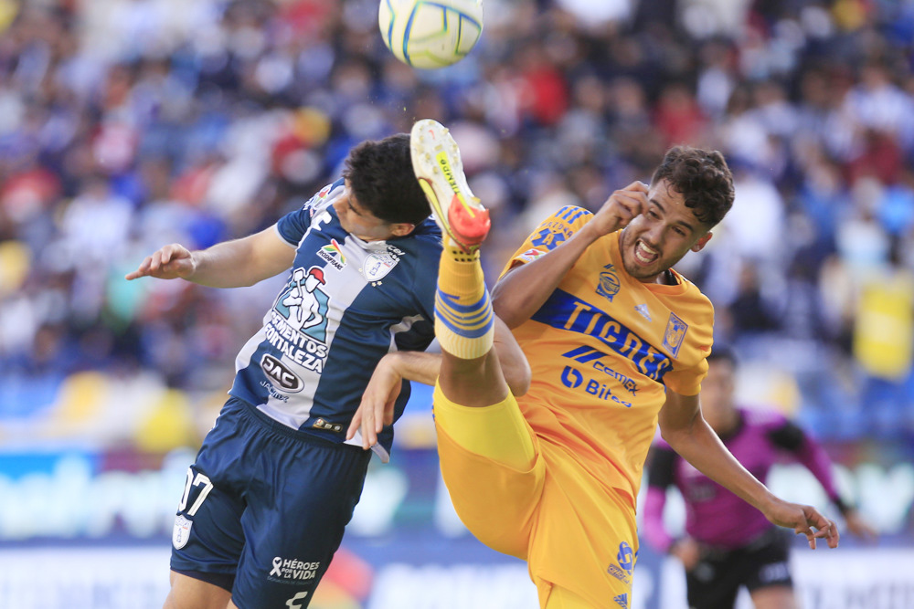 El argentino Ibáñez le da el triunfo al Pachuca, que entra en zona de clasificación