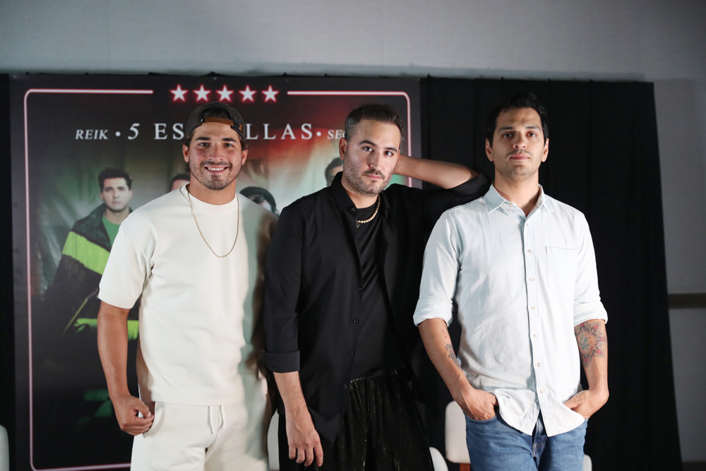 El grupo mexicano Reik se “deja llevar” por la ola del urbano y se sorprende