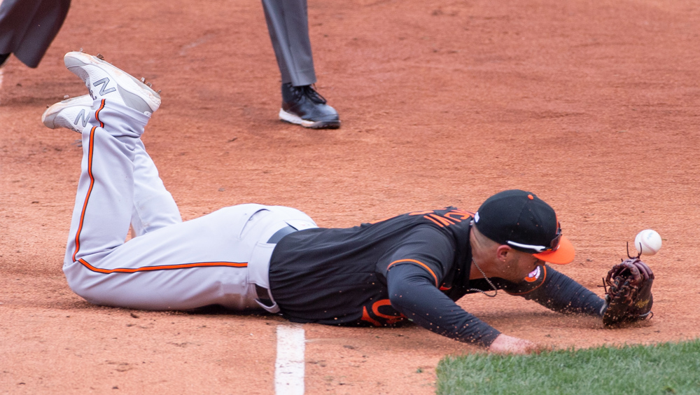 Mancini pasa a los Astros enun  triple cambio que involucra al dominicano Sirí