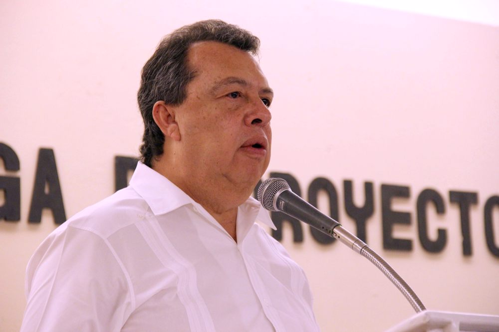 Exgobernador mexicano de Guerrero niega participación en el caso Ayotzinapa