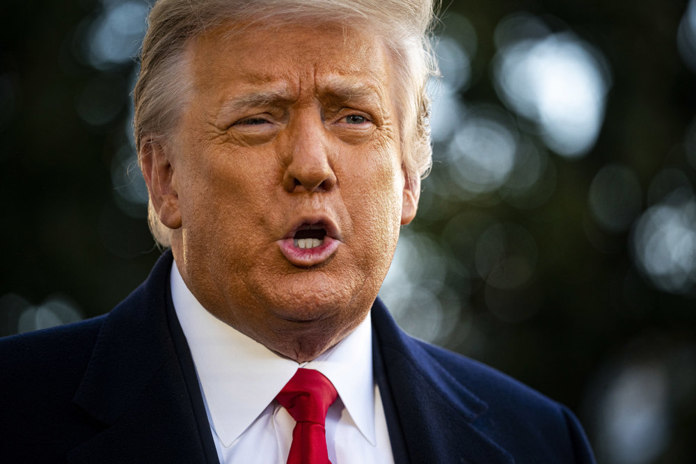 Fiscalía de EEUU dice que Trump tenía información de “máximo secreto”