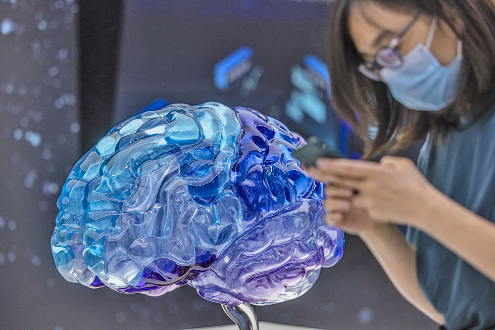 Científicos hallan la razón por la que el esfuerzo mental agota físicamente