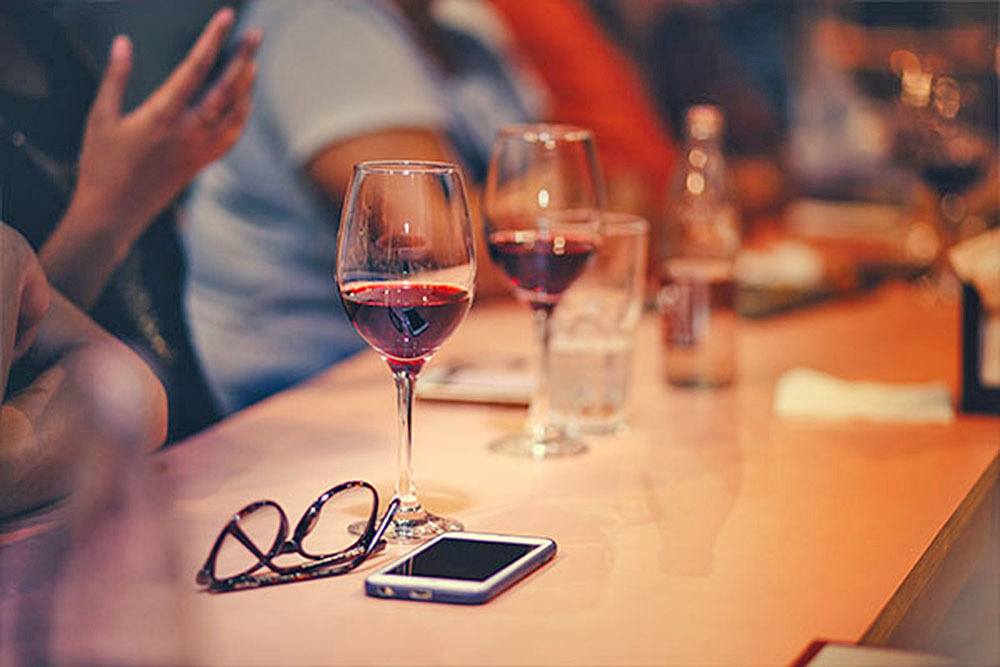 ¿Es contraproducente tomar vino a diario? Esto afirman los expertos de la salud