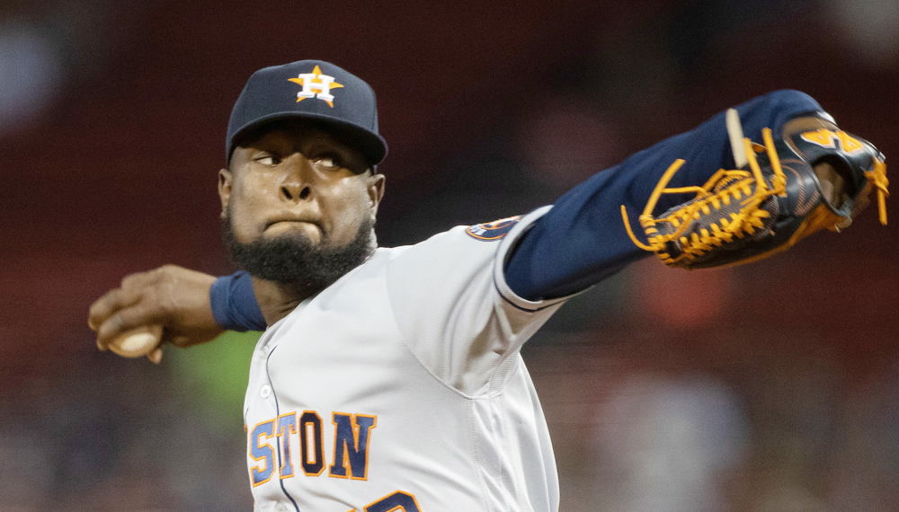 Dominicanos Peña y Javier se combinan para darle el triunfo a los Astros