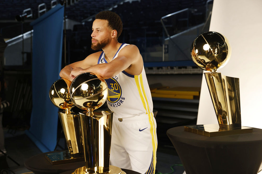 Curry, “fresco y en plenitud” para intentar revalidar el título de la NBA