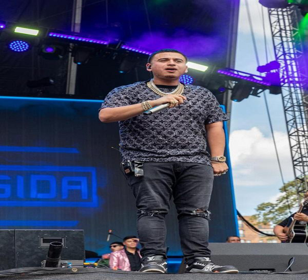 Fuerza Regida deja huella en Festival  “Made in América 2022”