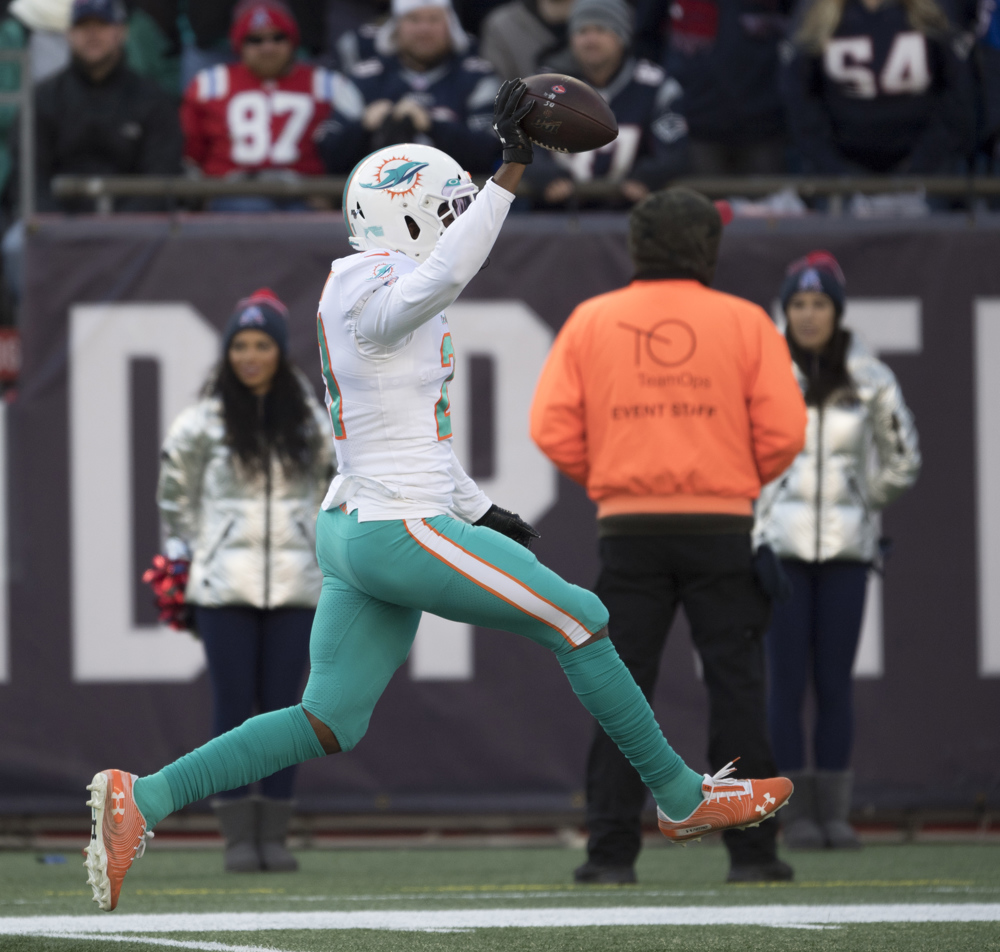 Tagovailoa, de Dolphins, y Flacco, de Jets, brillan en semana dos de la NFL