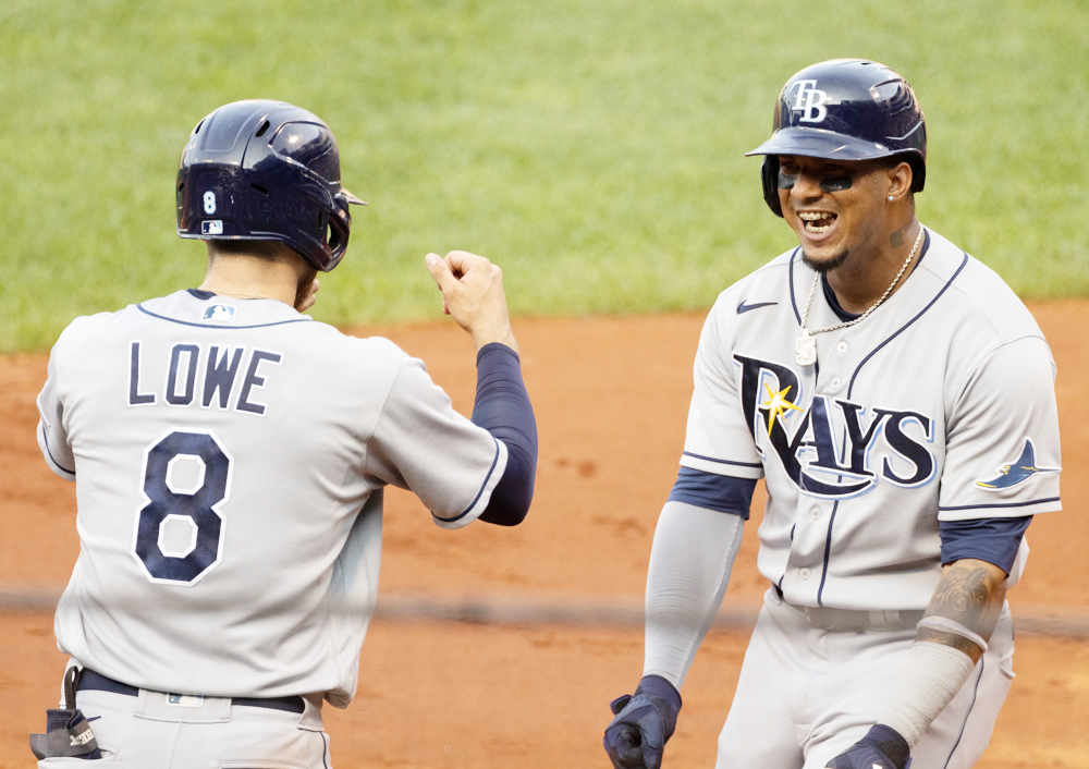 Rays aplastan por 11-0 a los Azulejos con 9 jugadores latinoamericanos